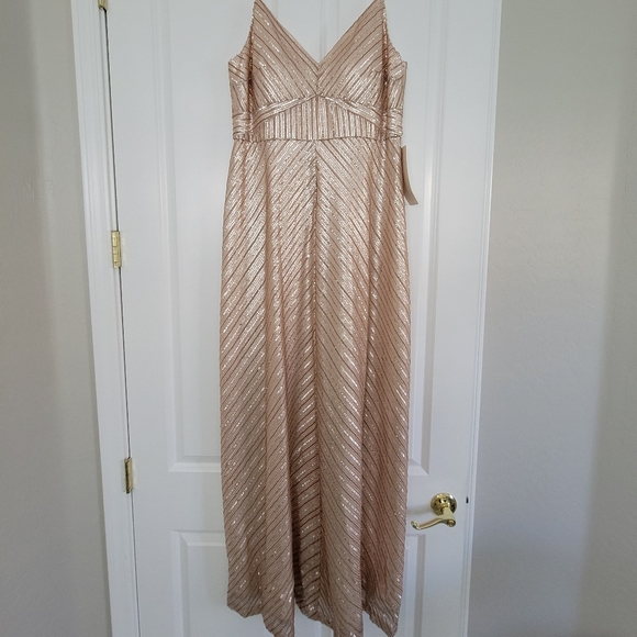 Adrianna Papell Gold sequined formal gown size 14 - Picture 2 of 11